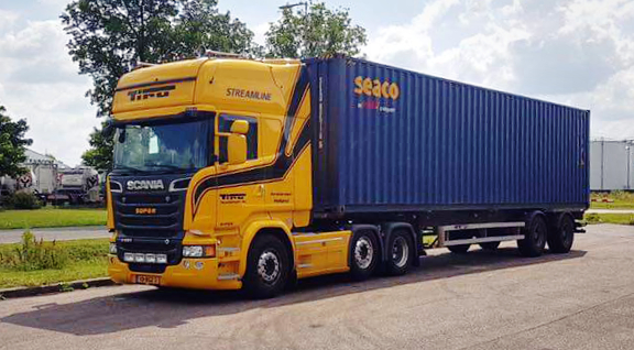 Tiru Transport B.V. vrachtwagen container transport